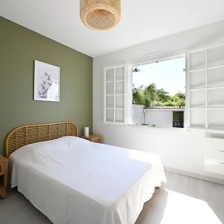 Hotel Maison Ars-en-re, 3 Pieces, 4 Personnes - Fr-1-434-101